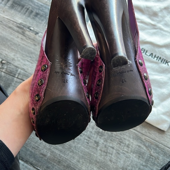 Manolo Blahnik Kin Wood Platform Snakeskin Peep Toe Slingback Heels - Picture 4 of 5